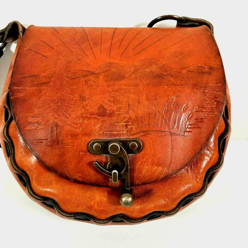 Vtg 70s Hand Tooled & Stitched Mountain Scene Brown Leather Shoulder Bag
